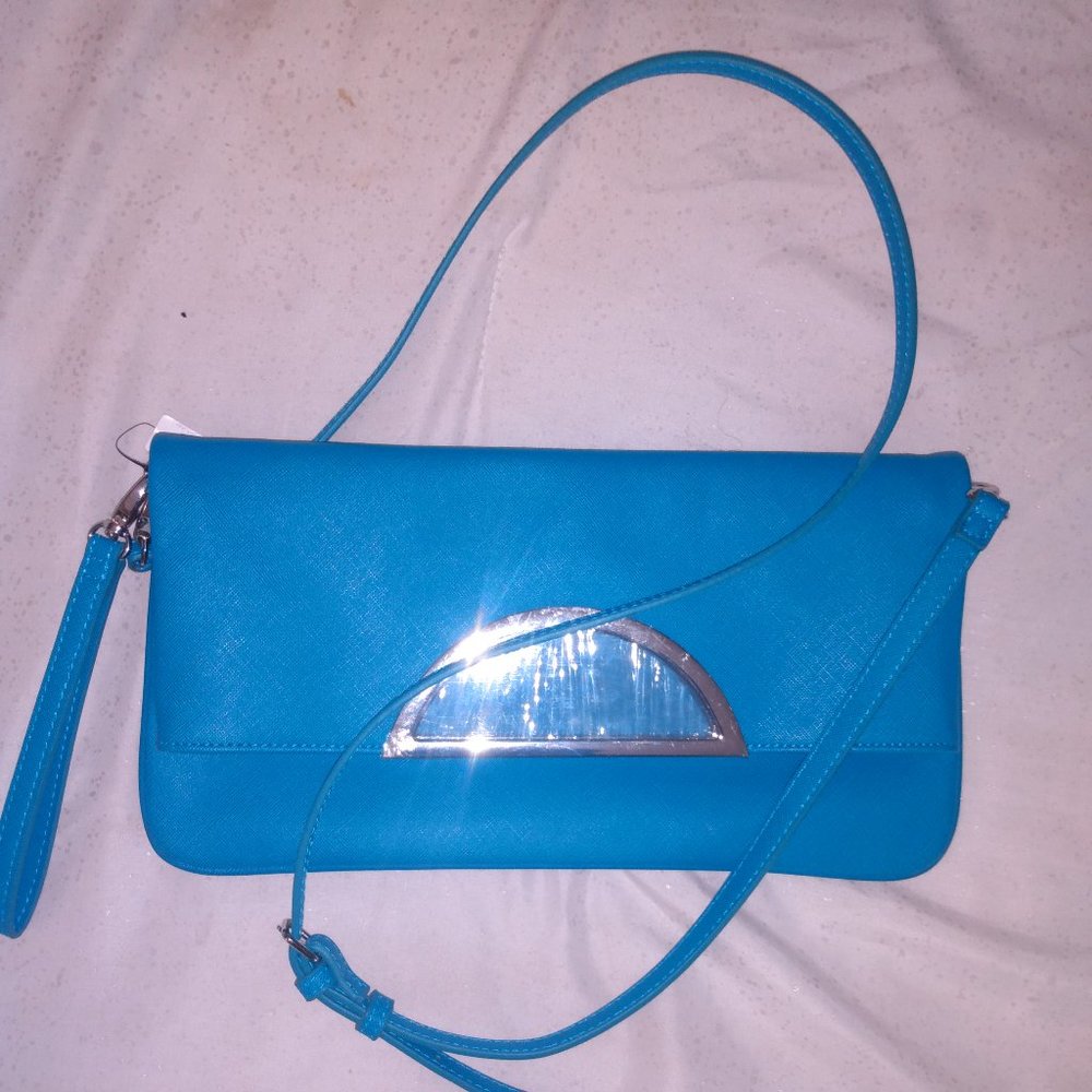 Blue clutch